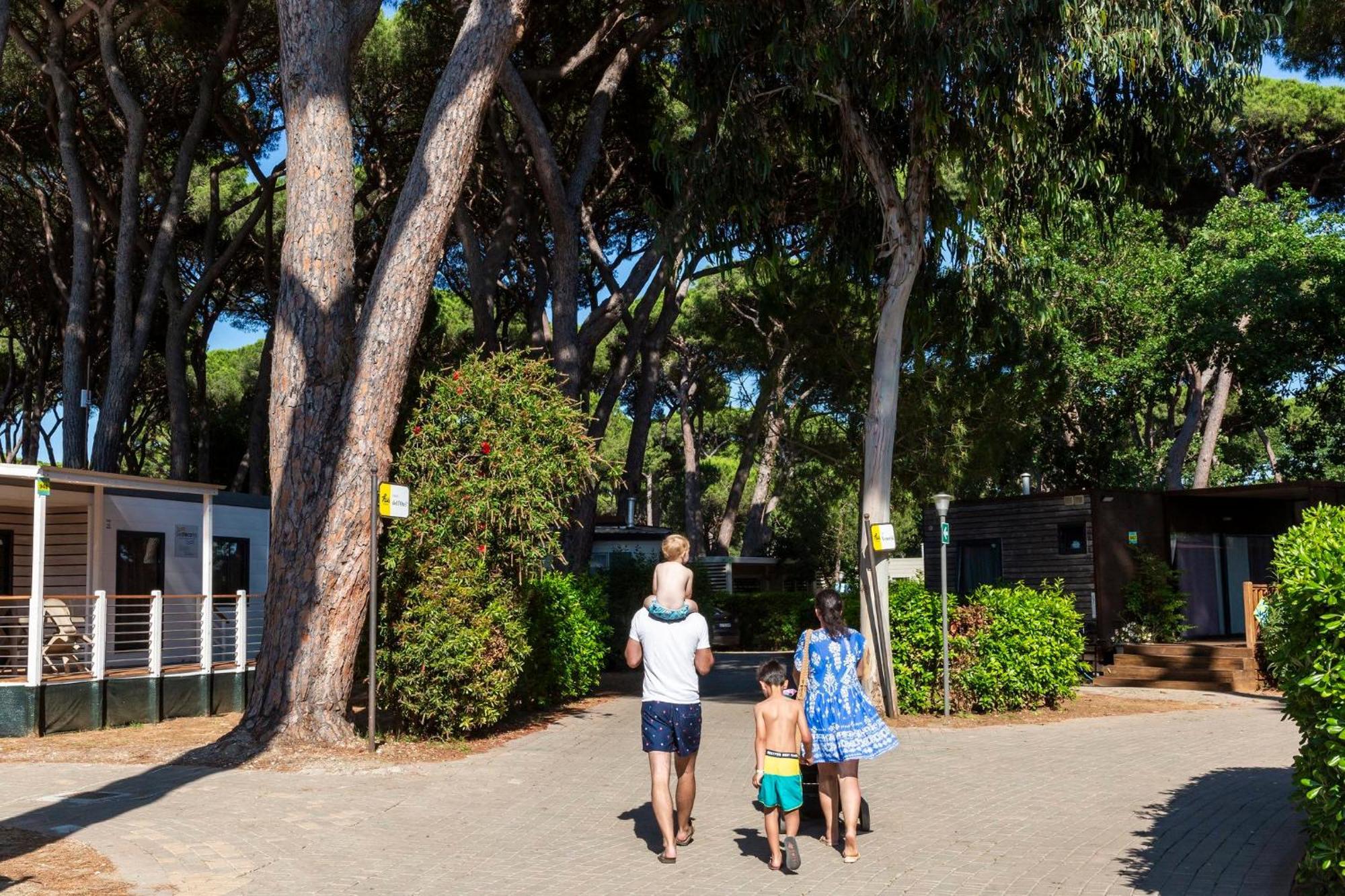 Hu Park Albatros Village San Vincenzo Esterno foto