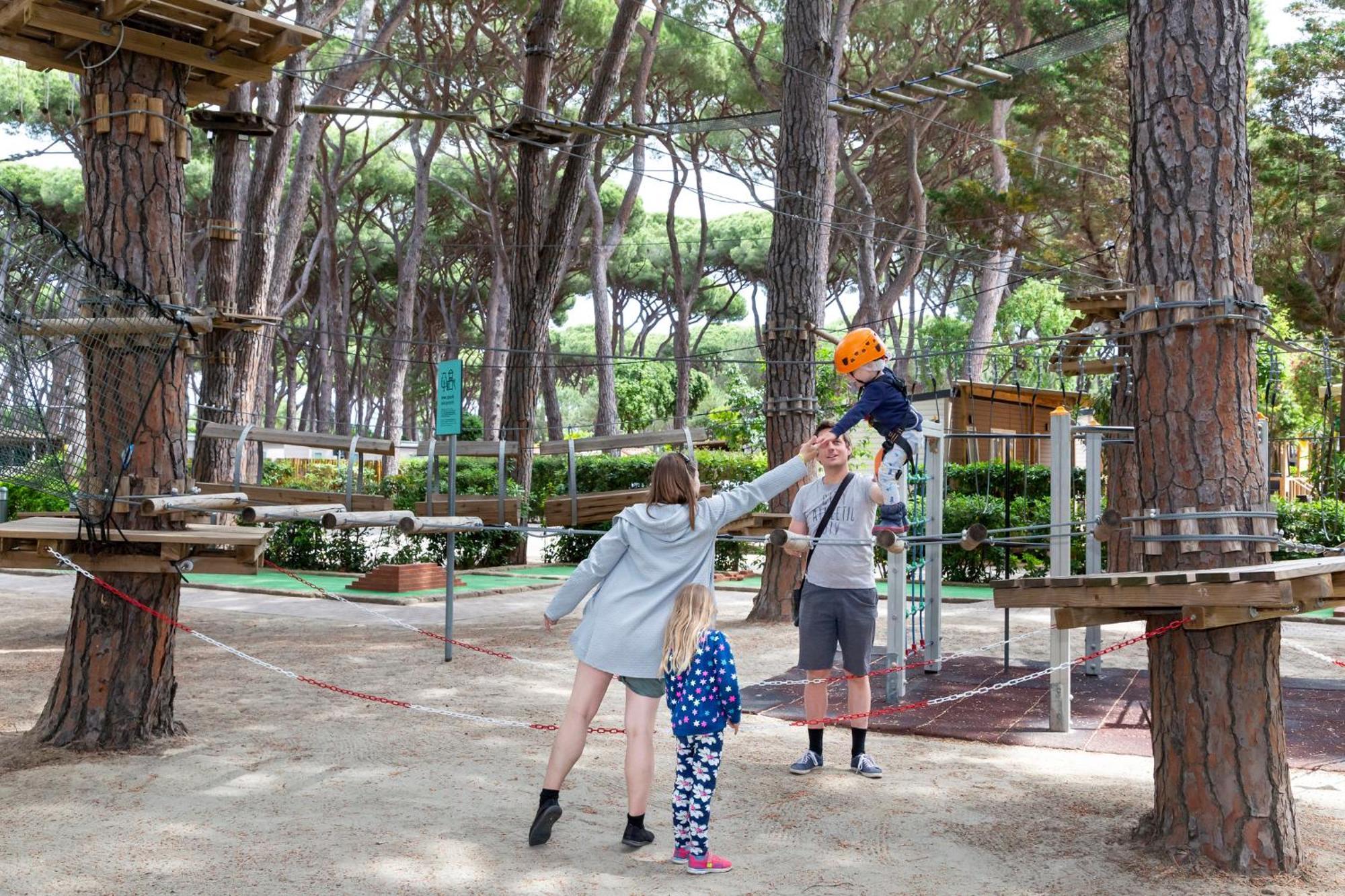 Hu Park Albatros Village San Vincenzo Esterno foto